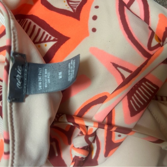 Aerie M NWOT (plastic liner still on-never even tried on) beautiful 1 piece - Picture 7 of 14